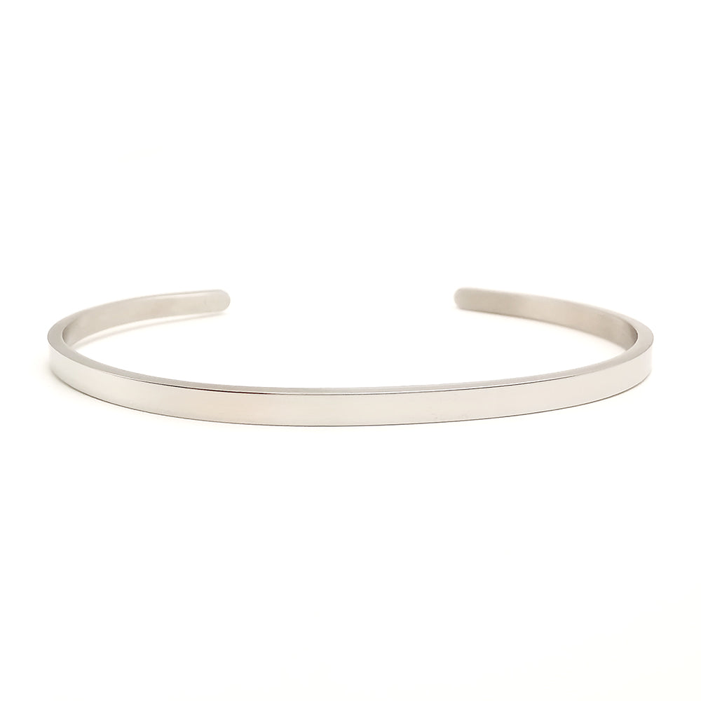 Bracciale da uomo in acciaio rigido colore argento lucido a fascia sottile regolabile