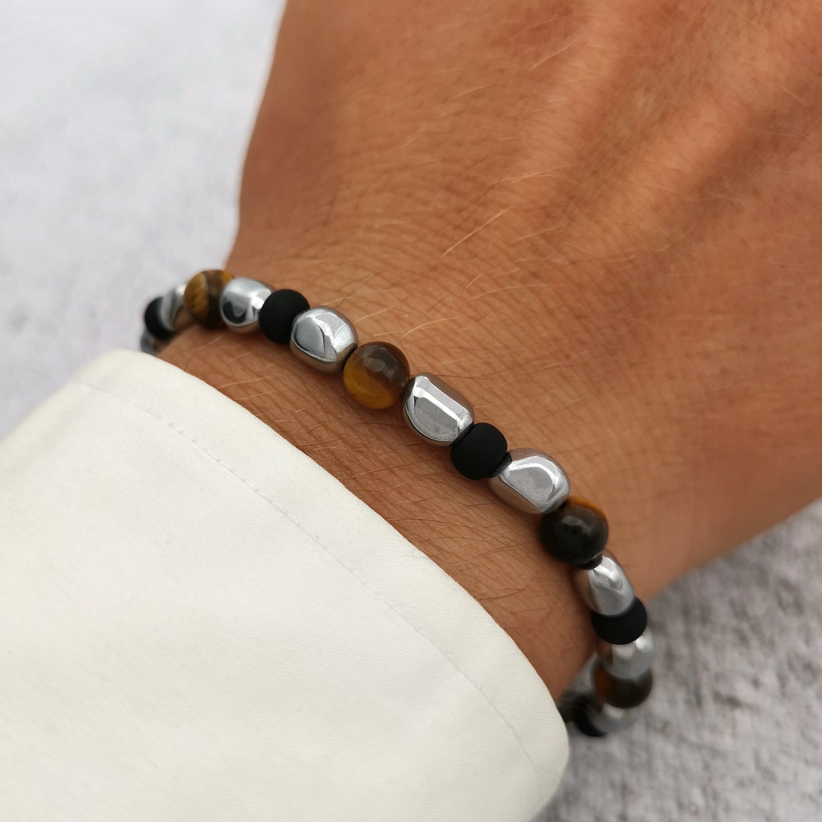 Bracciale da uomo nuggets pepite ematite occhio di tigre perline vetro di Boemia nero opaco braccialetto