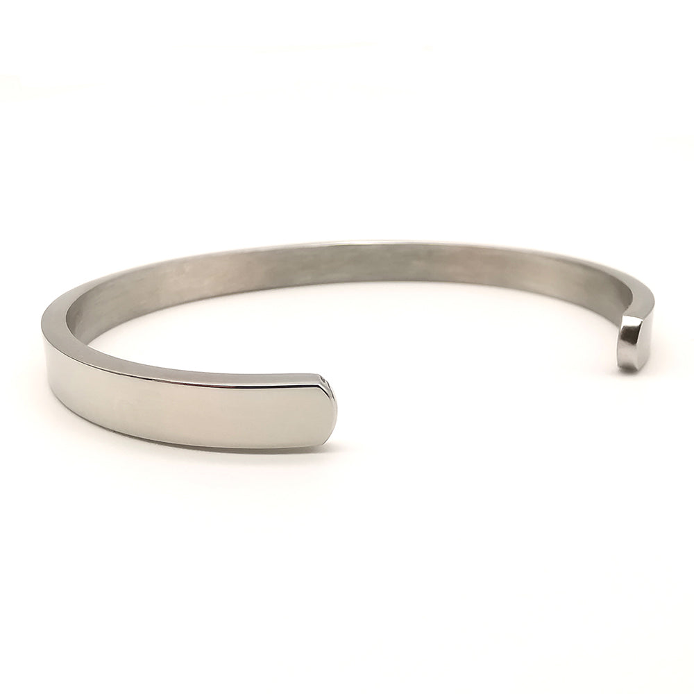 Bracciale da uomo in acciaio rigido colore argento lucido a fascia regolabile